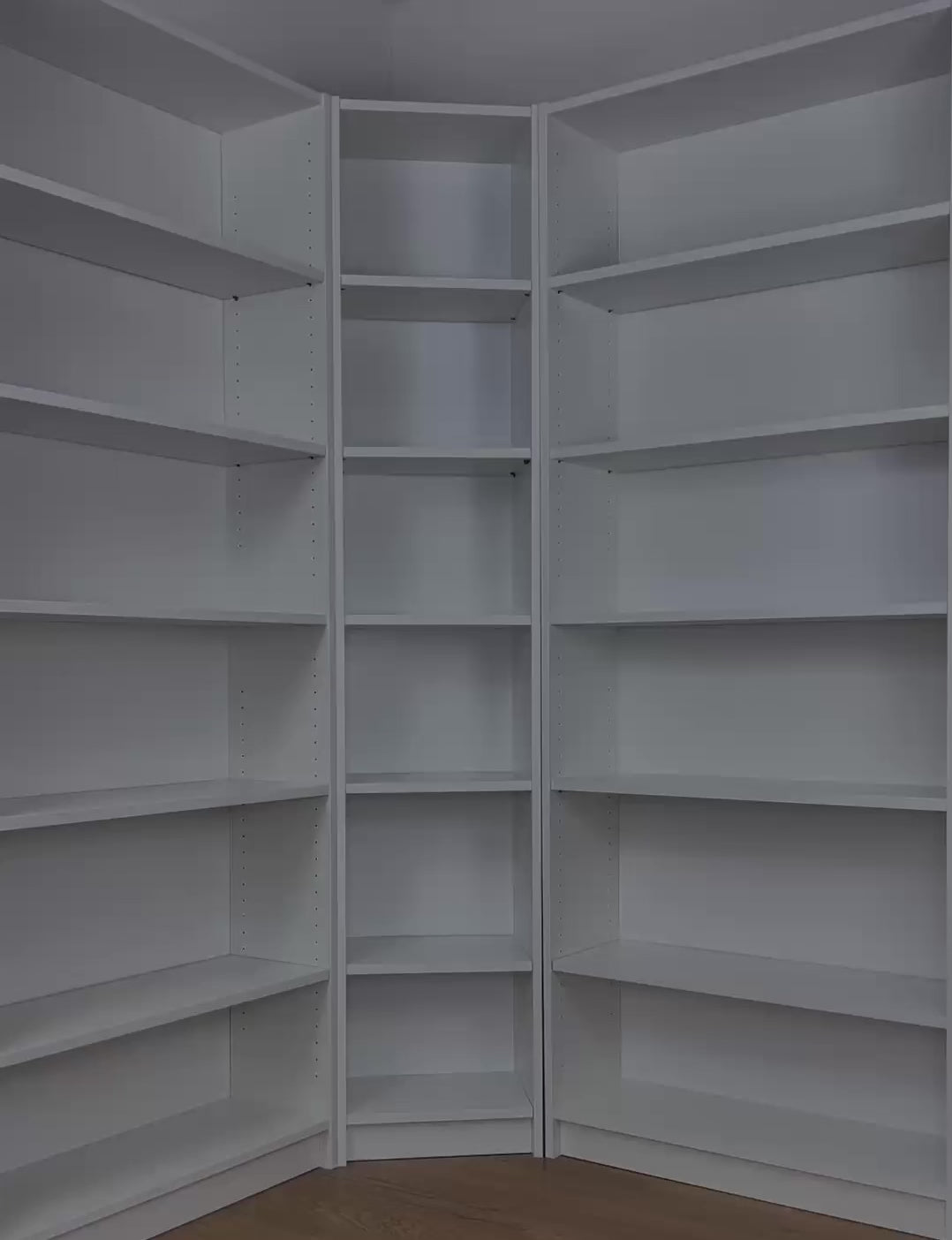 Video laden: Vorratsschrank organisation mit aufbewahrungsboxen,Vorratsdosen,Organizer und Gewürzgläser.Minimalistische Küchenorganisation